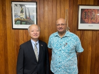 シュノーベル森林大臣との2ショット写真
