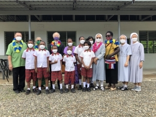 カリタス・記念集合写真