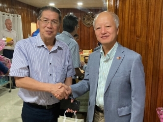 シア知事